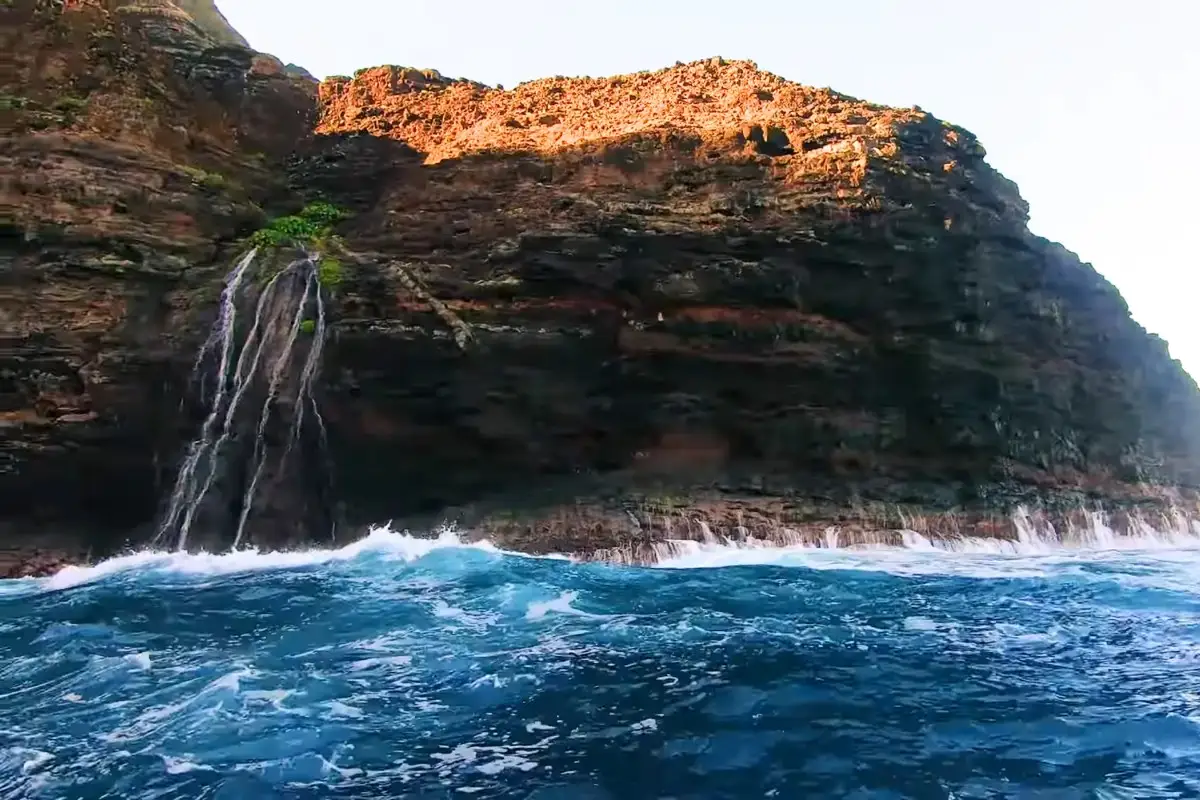 Kauai Jurassic Park: Top 7 Filming Locations to Visit in Kauai Hawaii % The NaPali Coast North west Kauai Shore line